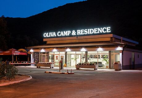 Oliva Camping***
