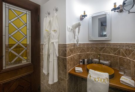 Standard lakosztály - fürdőszoba