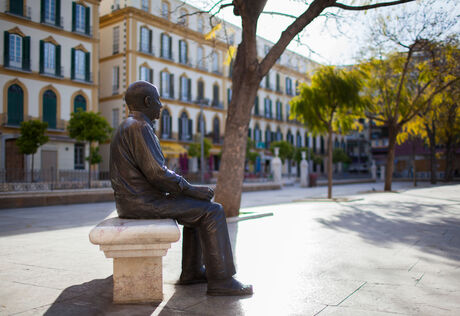 Picasso szobor, Plaza de la Merced