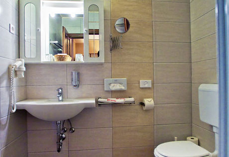 Villa Rosato Apartmanház - Fürdőszoba