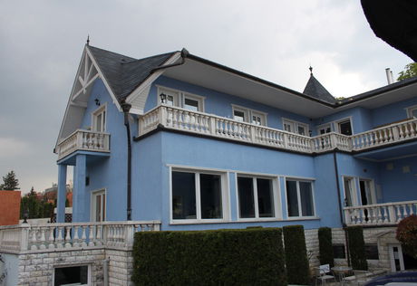 Kék Villa Apartmanház