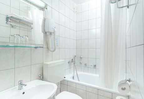 Kétágyas standard szoba - Fürdőszoba