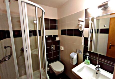 Erkélyes standard szoba - fürdőszoba