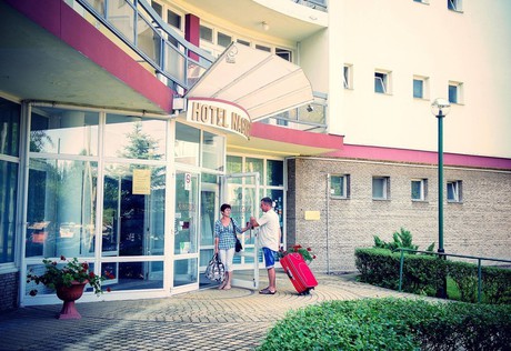  HUNGUEST Hotel Nagyerdő*** Debrecen