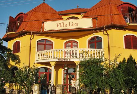 Villa Lira